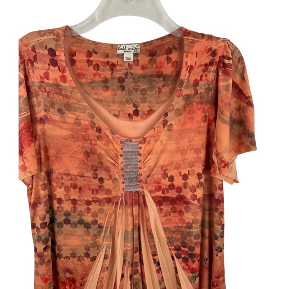 Womens Plus Size V-Neck Floral & Geometric Pleated Tunic Top w/Sequin Detail - Picture 3 of 9